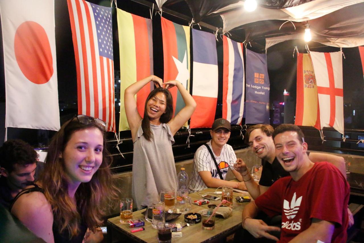 The Lodge Yangon Hostel Екстер'єр фото