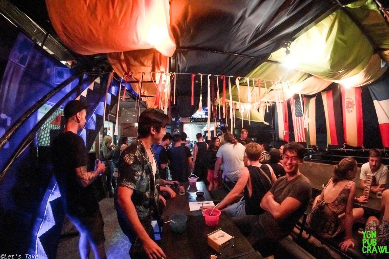 The Lodge Yangon Hostel Екстер'єр фото